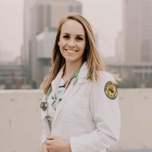 Meet your Posher, Danielle